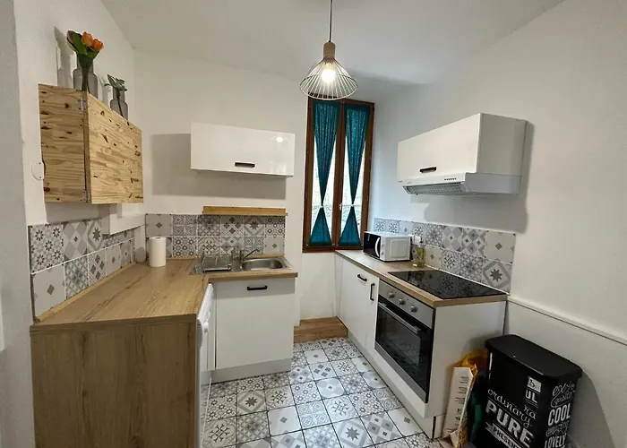 Appartement Spacieux - Proche Centre Et Therme