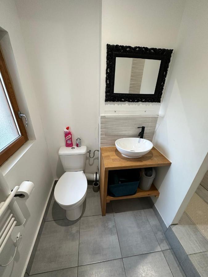 Spacieux - Proche Centre Et Therme Appartement