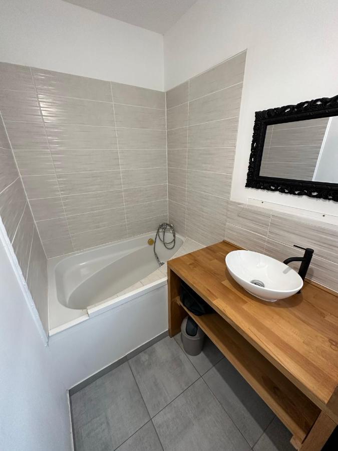 Spacieux - Proche Centre Et Therme